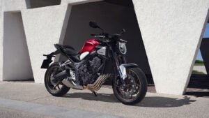 202508_CB650R_Galeria03