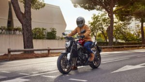 202508_CB650R_Galeria05