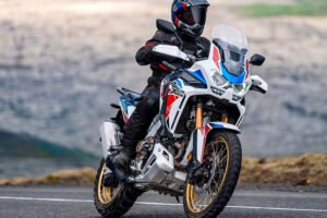 CRF 1100L Africa Twin, você encontra aqui na concessíonária Honda Kaito Moto em Ivaiporâ e região, ela está disponível, agende seu test-ride.