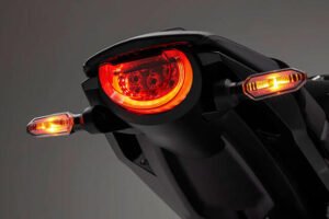 Concessionária Honda Kaito Motos de Ivaiporã | Motos Honda 0 KM é na Honda Kaito Motos de Ivaiporã , conheça mais da CB 1000R Black Edition EVOLUÇÃO NA MÁXIMA POTÊNCIA.