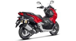 A HONDA ADV 2025 apresenta um design imponente, arrojado e cheio de estilo. Tudo isso para você viver a melhor aventura. Melhores condições somente na concessionária KAITO MOTOS.