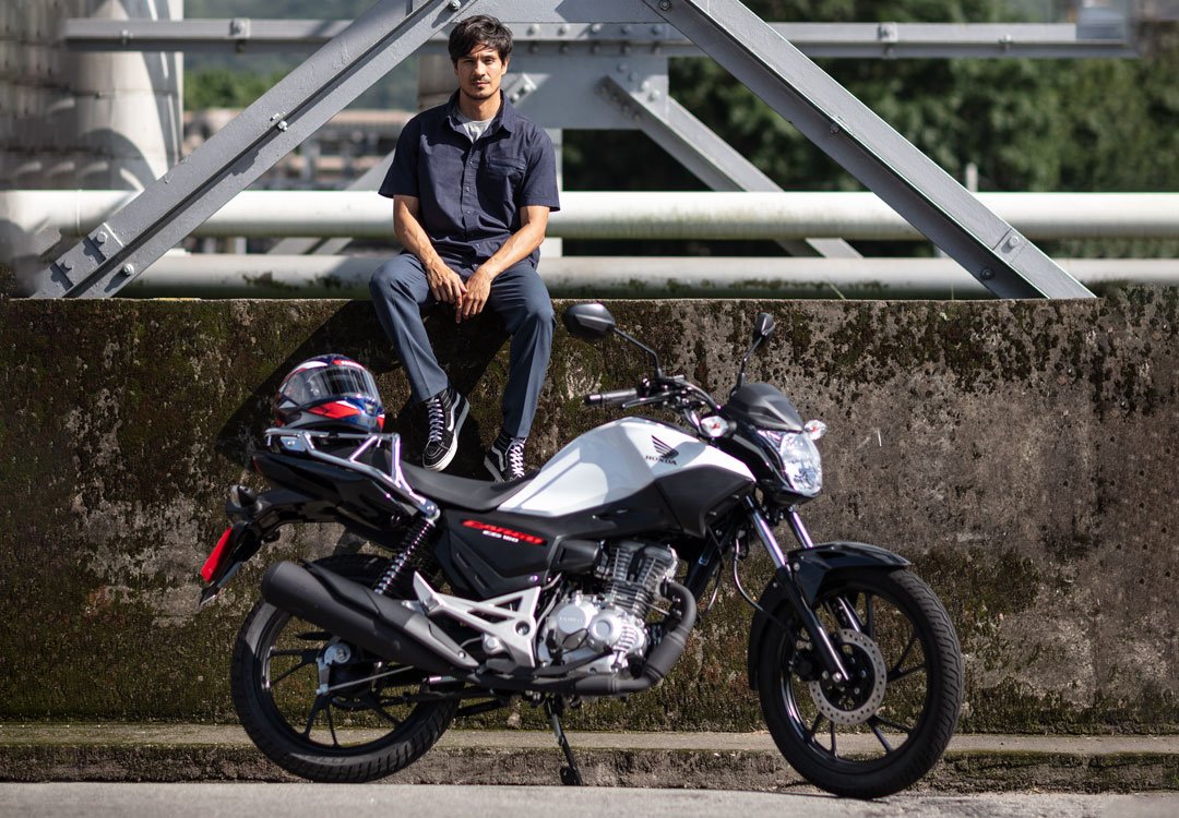 Domine a cidade com a nova CG 160 Cargo. Com um bagageiro homologado e suspensão reforçada. Encontre a sua na Kaito Motos!