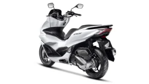 Scooter Honda PCX 2025 – conforto, economia e estilo para o dia a dia urbano