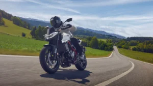 HORNET750_Galeria_07