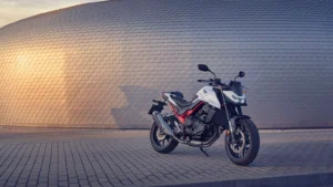 HORNET750_Galeria_10