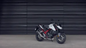 HORNET750_Galeria_12